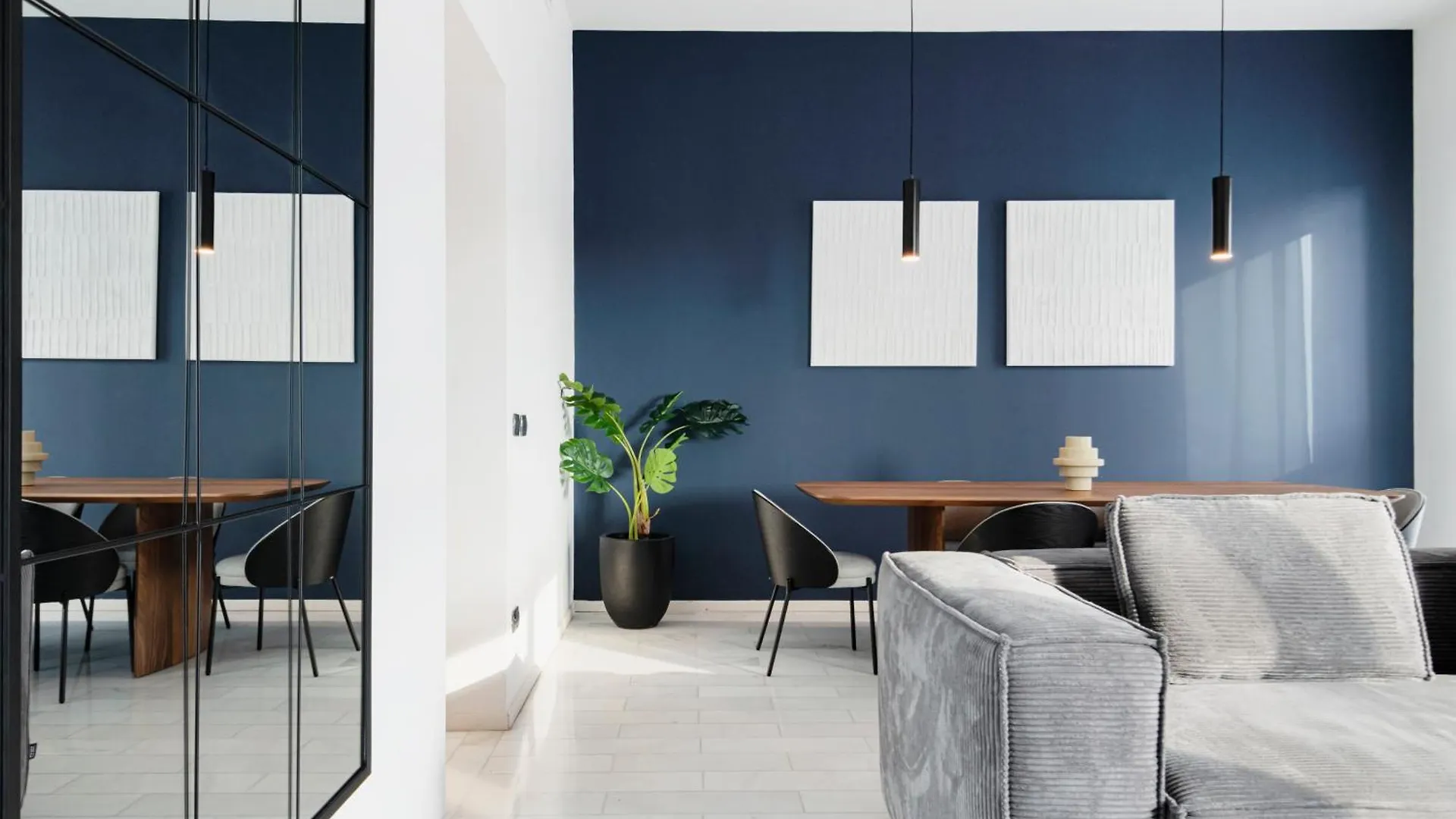 Apartment Relstay - Montenapoleone Milan Italy