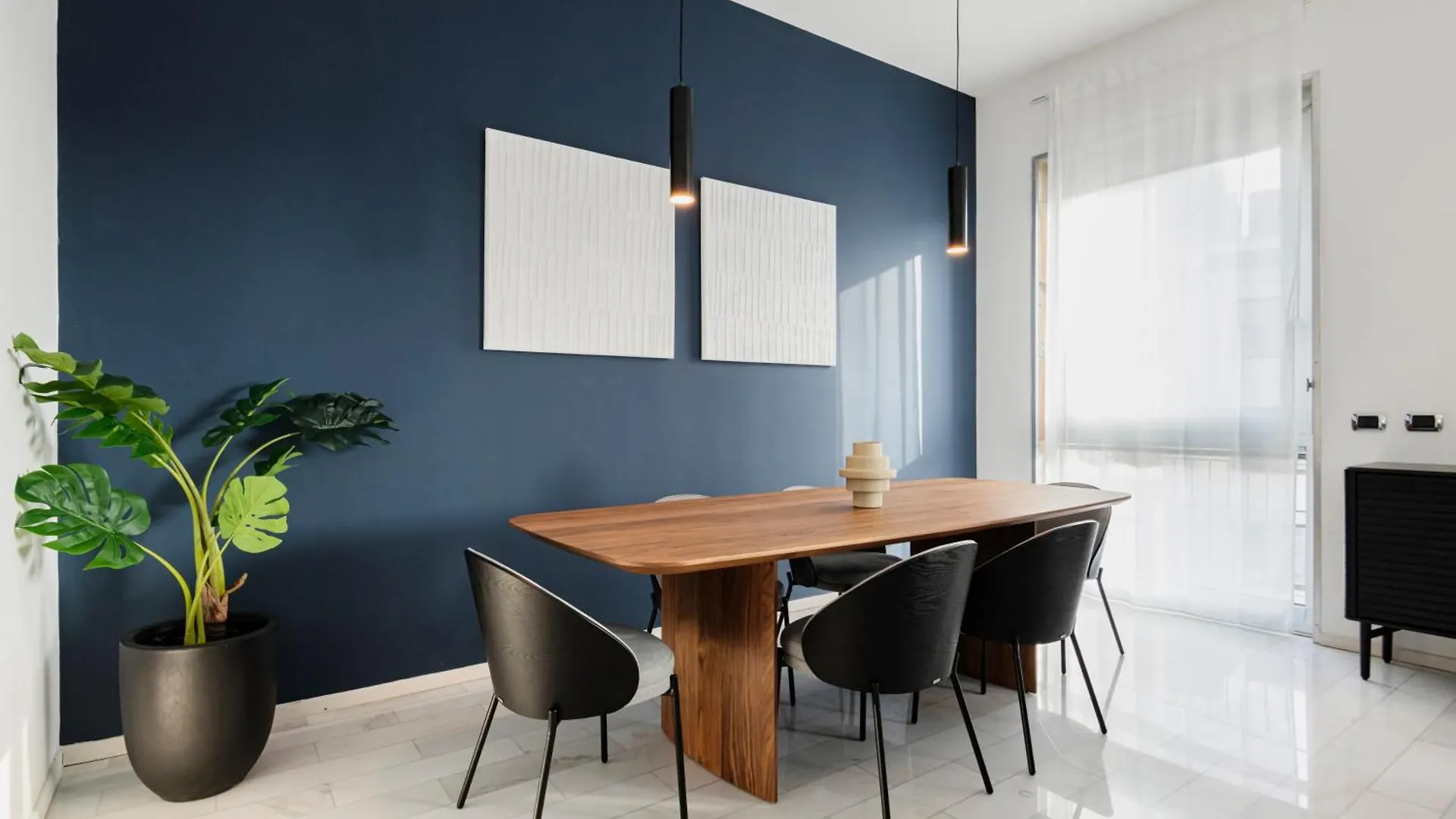 Relstay - Montenapoleone Milan Apartment